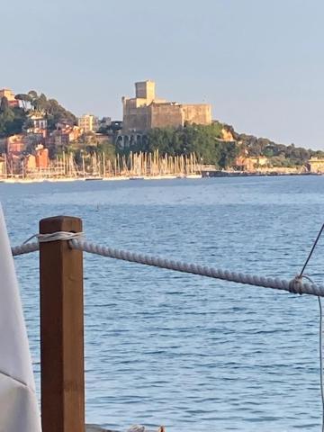 Casa Belinda Lägenhet La Spezia Exteriör bild